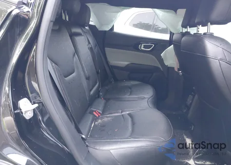 2023 Jeep Compass Limited 4X4 from USA, damaged, VIN 3C4NJDCN9PT563045